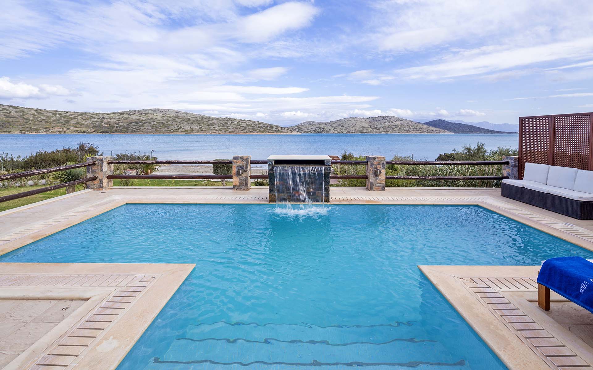 Seafront Villa, Crete