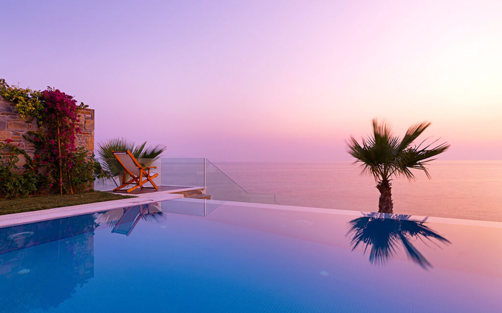 01   Grand Residence   Private Infinity Swimming Pool