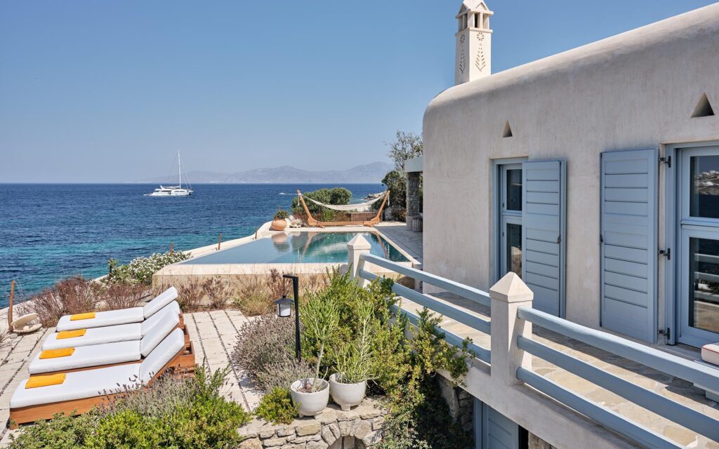 Belvedere Watefront Private Pool 5