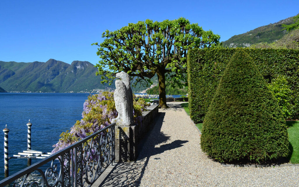 GARDEN FACE LAKE1