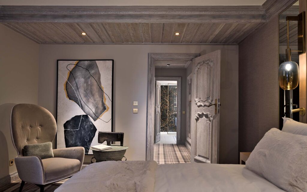 Hotel Le Strato Ariondaz 2 Bedroom Duplex Luxury Ski Chalet Courchevel 1850 France 3