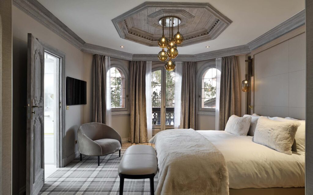 Hotel Le Strato Roc Merlet 3 Bedroom Duplex Luxury Ski Chalet Courchevel 1850 France 5