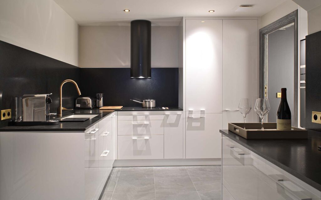 Hotel Le Strato Signal 4 Bedroom Duplex Luxury Ski Chalet Courchevel 1850 France 3