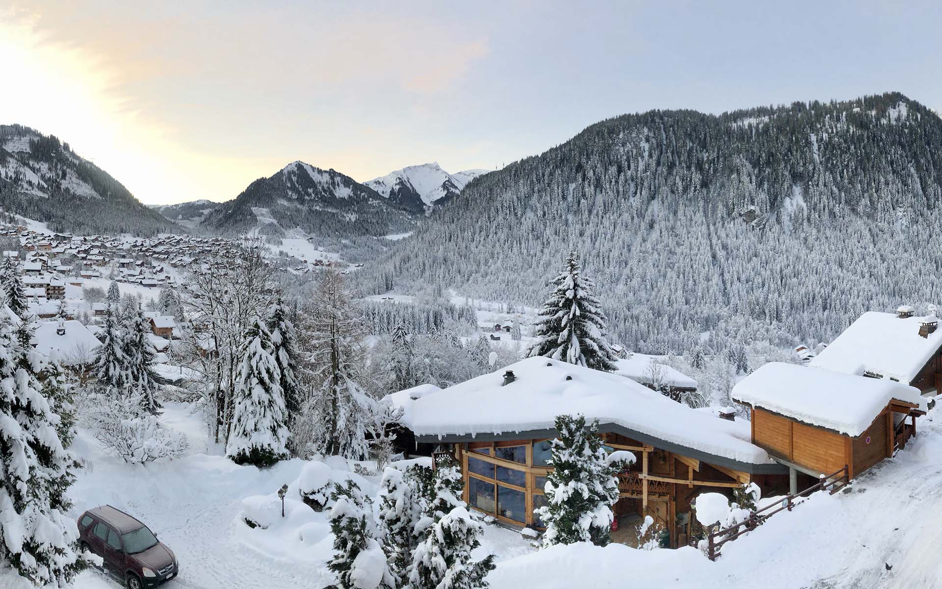 La Grange au Merle, Châtel