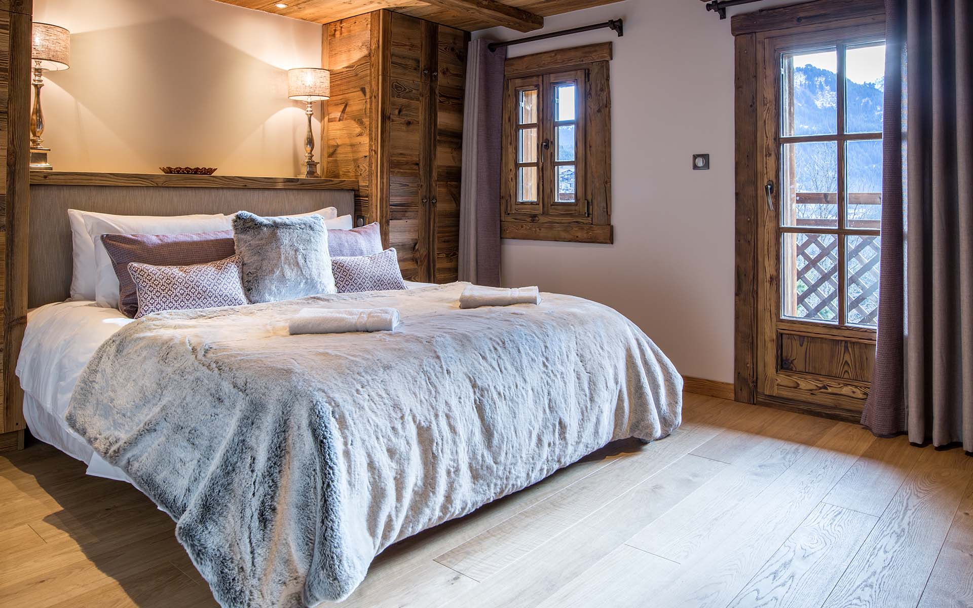La Grange au Merle, Châtel