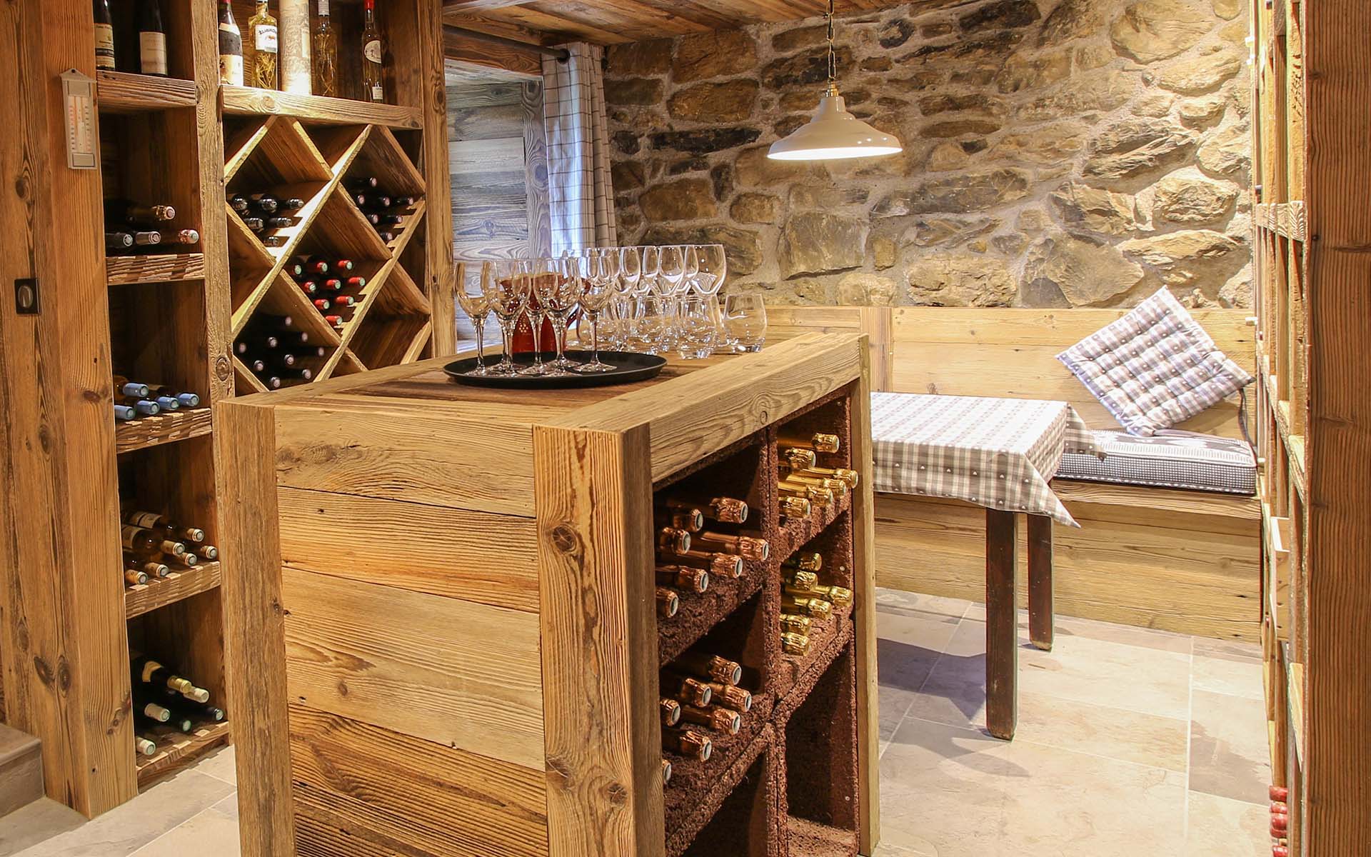 La Grange au Merle, Châtel