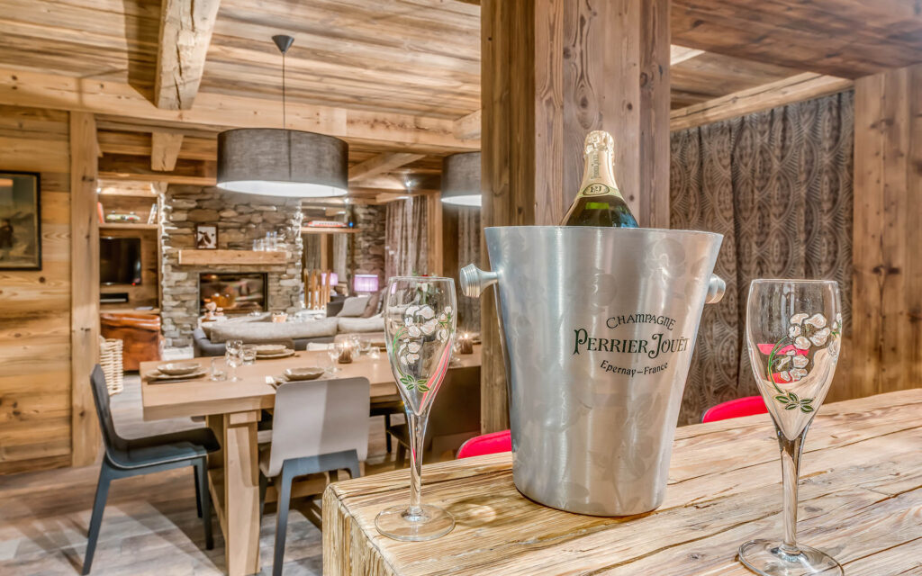 Les Sorbiers Dining PJ