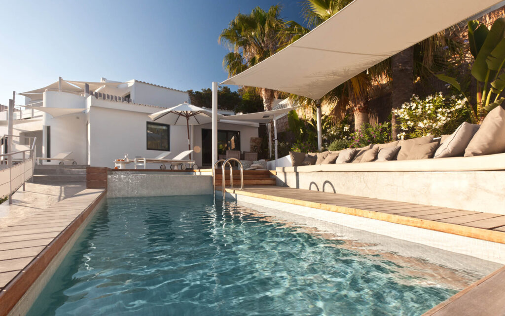 Pool Chill Out D