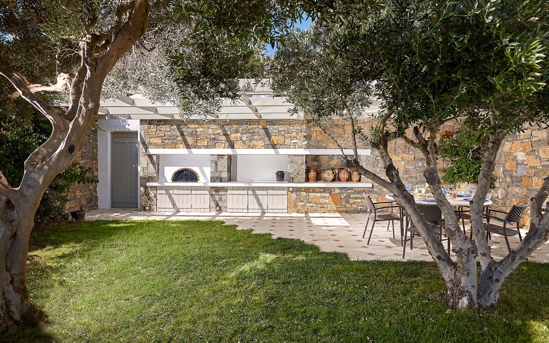 Royal Spa Pool Villa, Crete