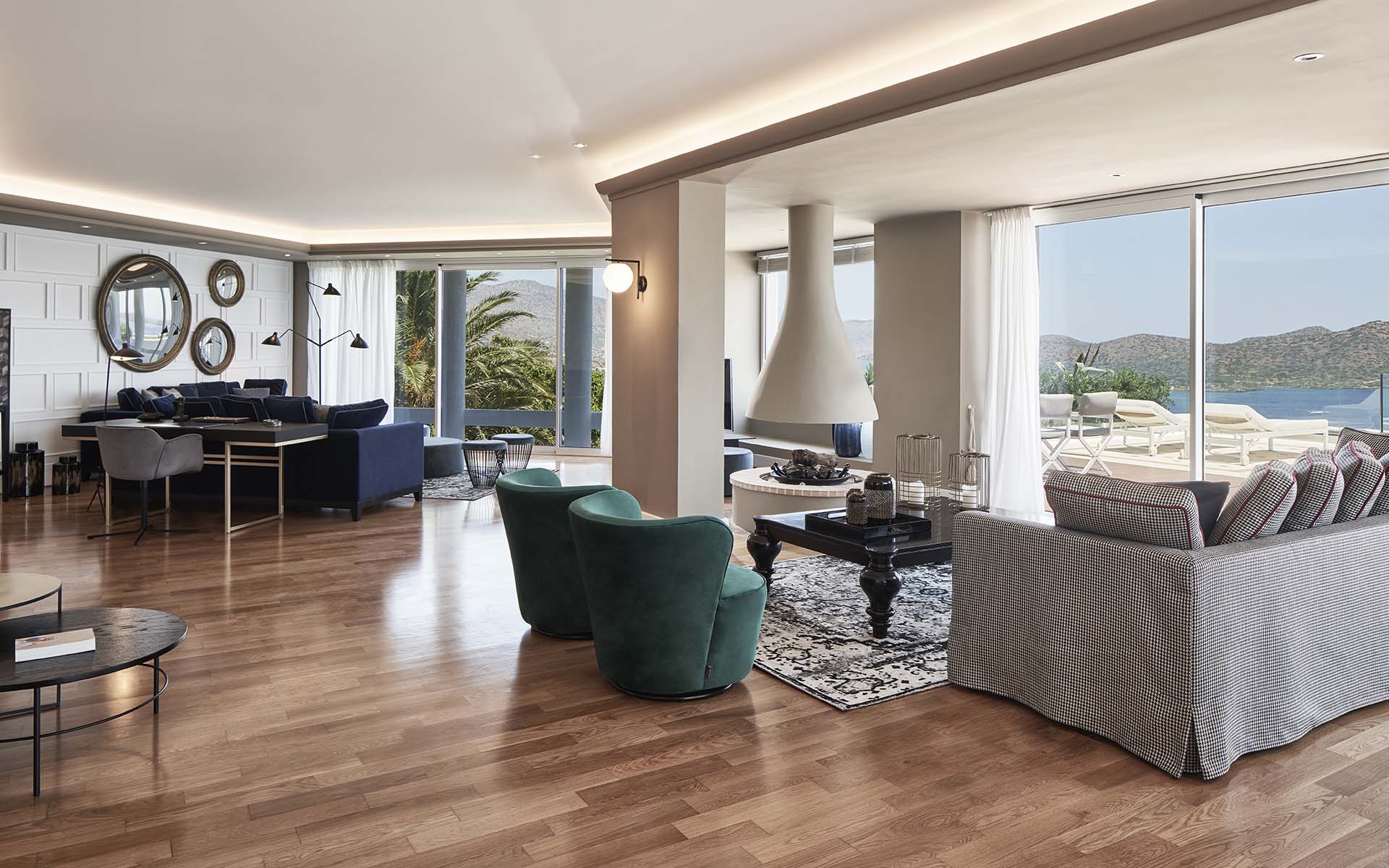 Royal Spa Pool Villa, Crete