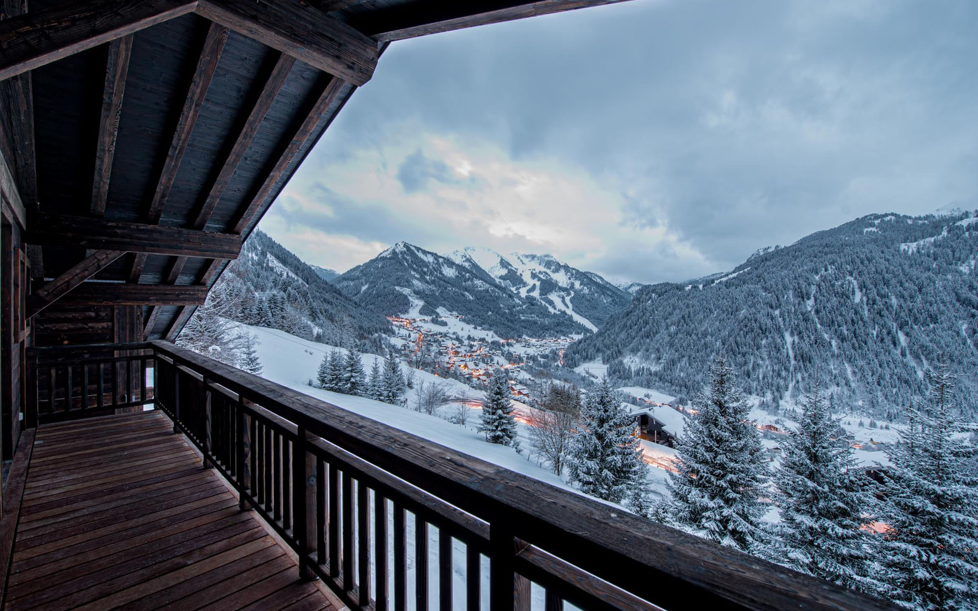 Chaletneuf du Tenne, Châtel