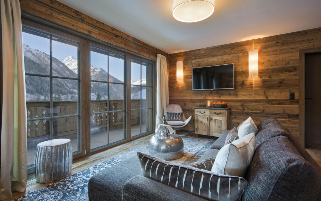 Zari Living Room