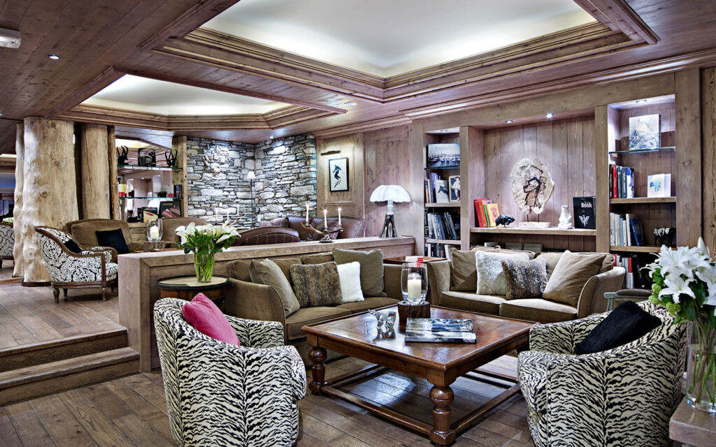 6 Coin salon au Bar le Barmes   Lounge on Bar the Barms