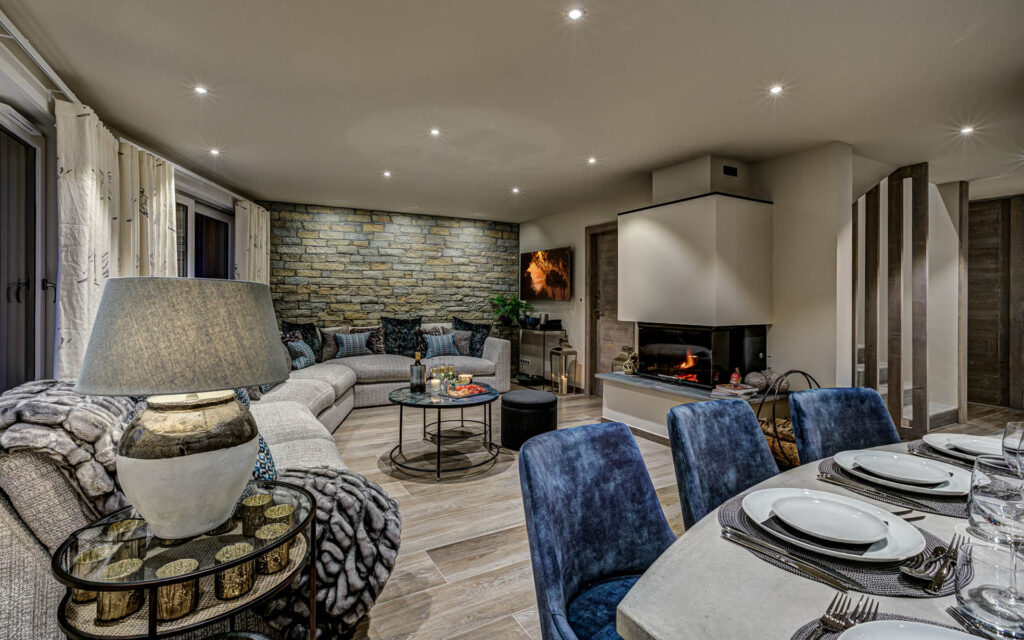 AJP7668And8more2019 12 outdoor chalet sun Edit