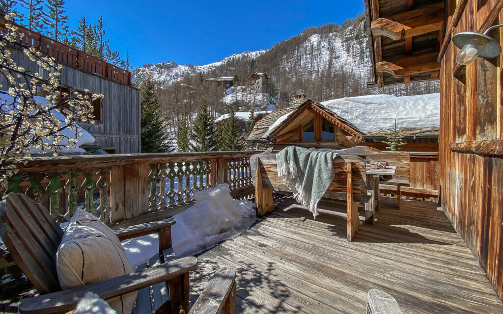 Chalet Lievre blanc Location chalets Covarel Val dIsere Alpes France – Terasse 3 