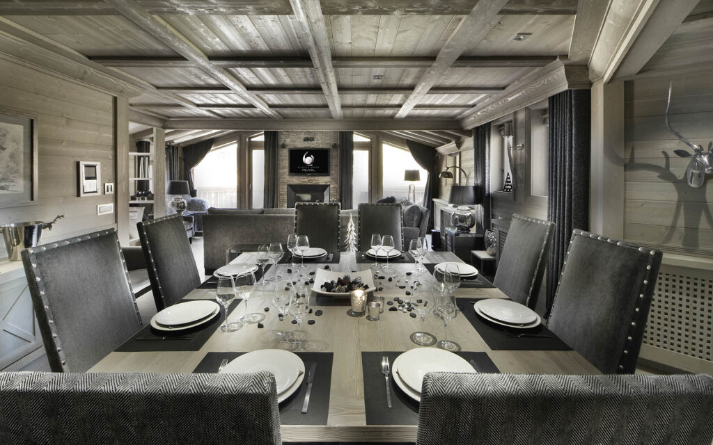 Dinning Room Black Pearl