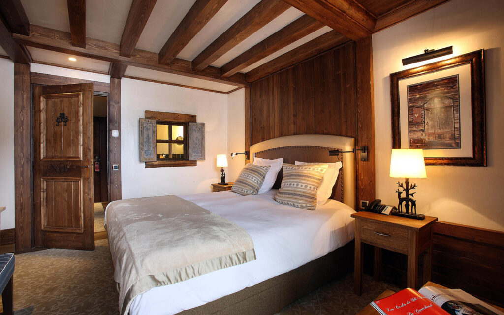 Double Piste View Room1