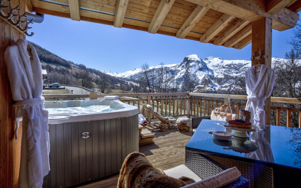 Hot tub 3
