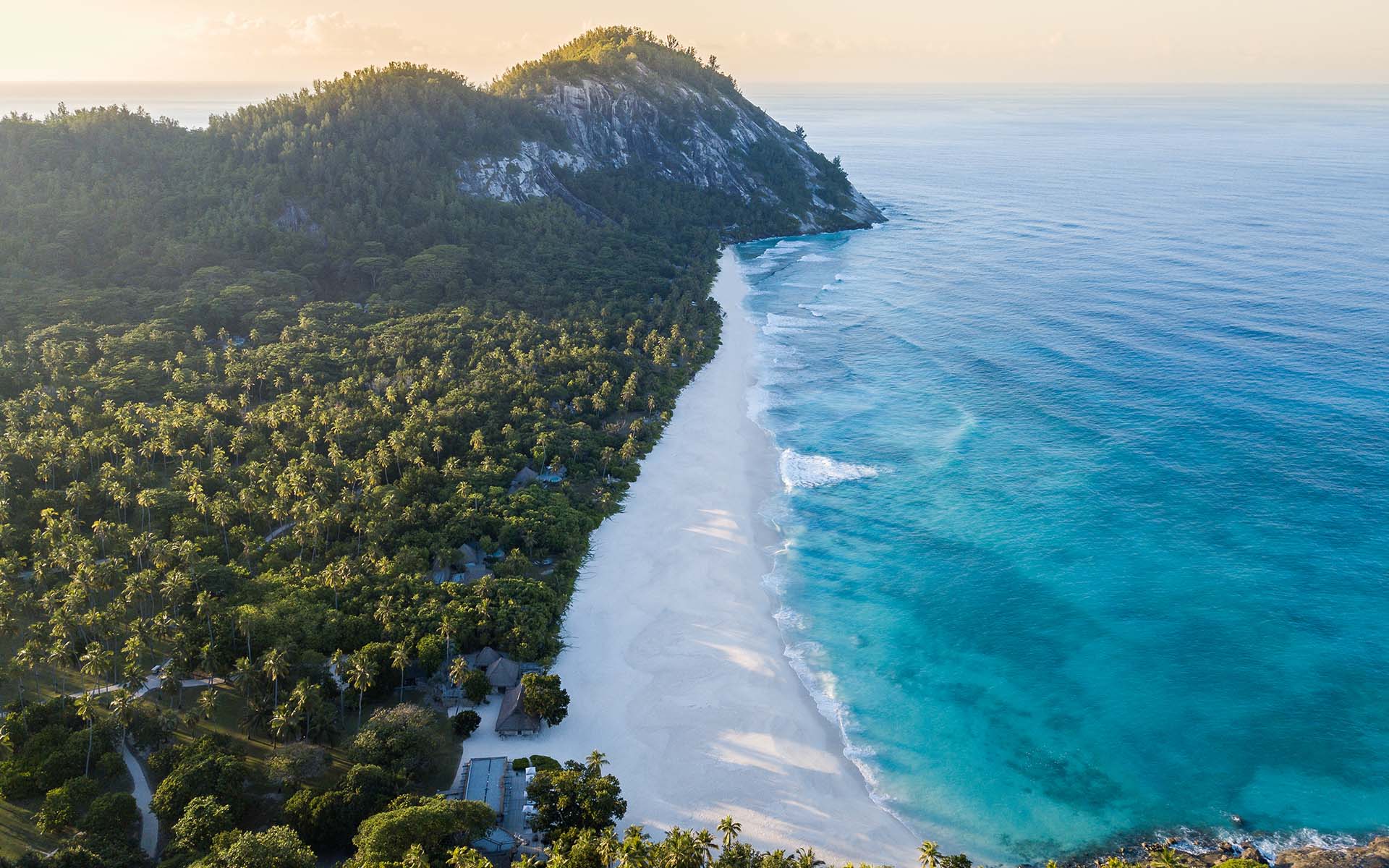 Article The Best Beach Villas in the World