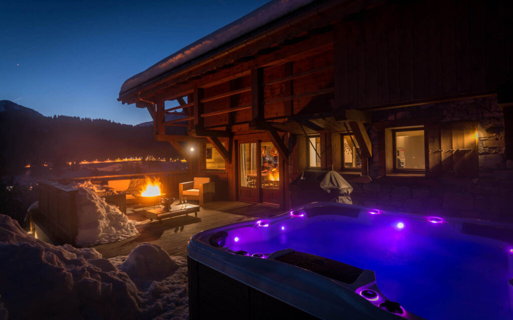 chalet m 28095501716 o