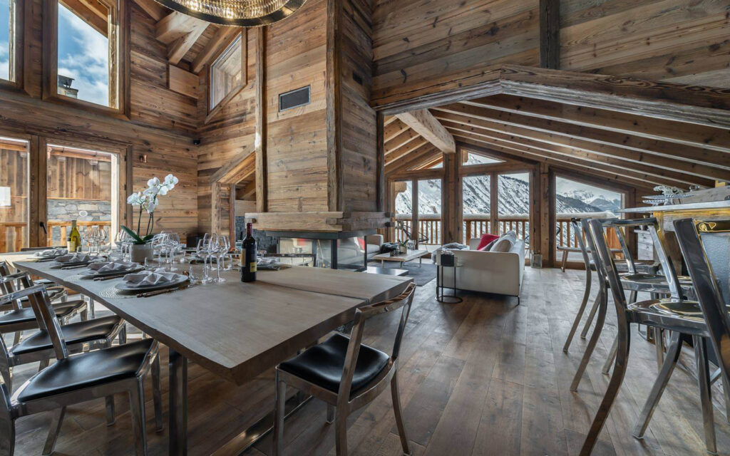 chalet pure black crystal 08 