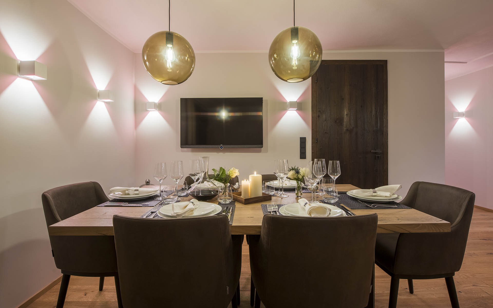 Nidus Apartment 1, Lech