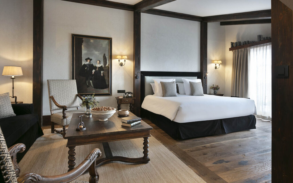 CHANTEMERLE PENTHOUSE BEDROOM 3