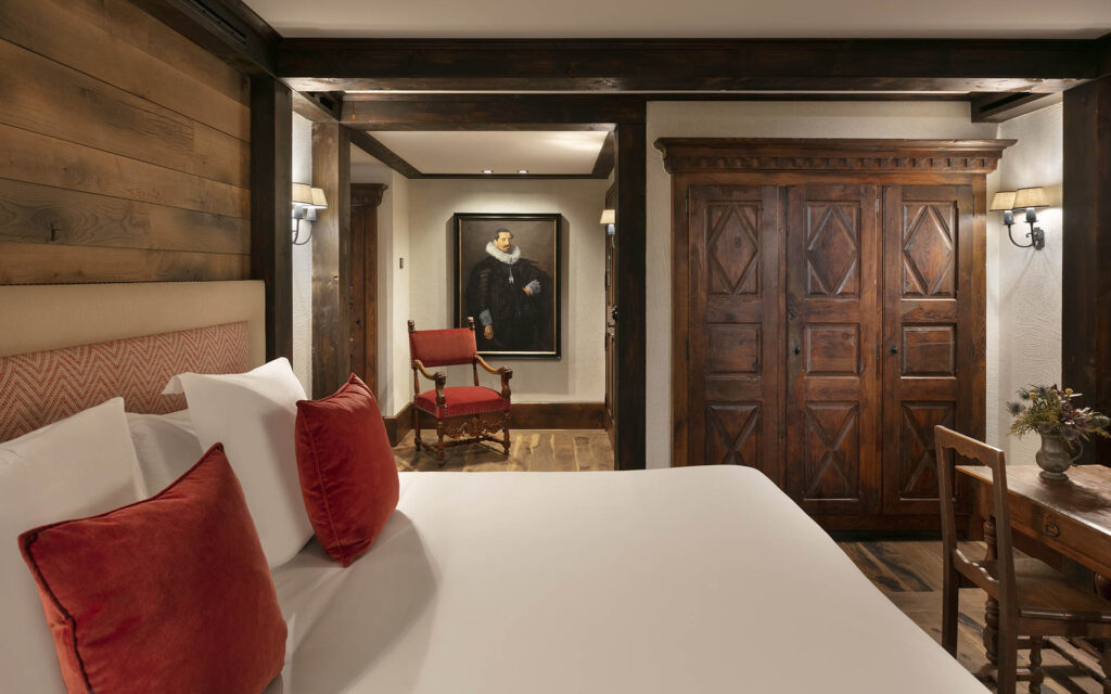 EPIERRE PENTHOUSE BEDROOM 2