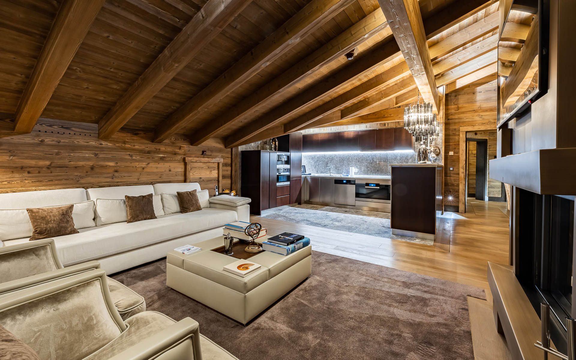 Ultima 2 BR Residences, Gstaad