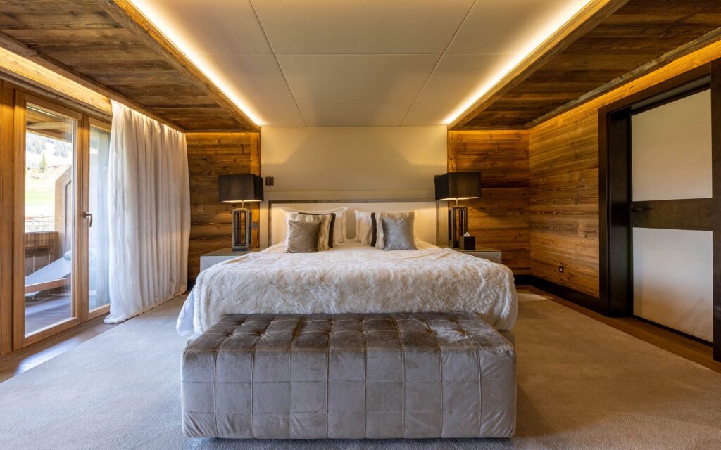 Ultima Gstaad Four Bedroom Residence Bedroom