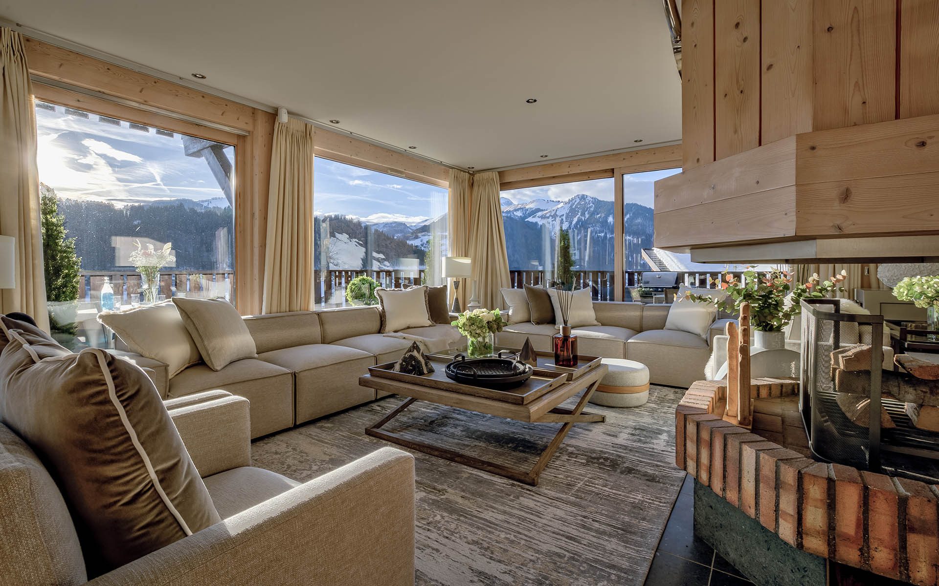 Chalet X, Morzine