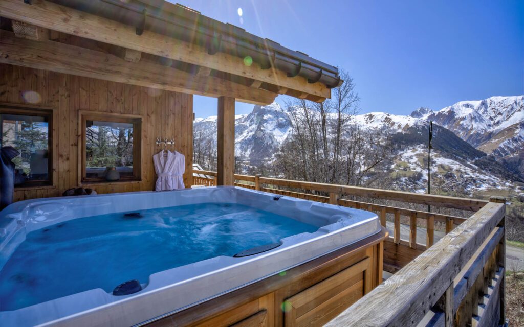 Hot tub 1