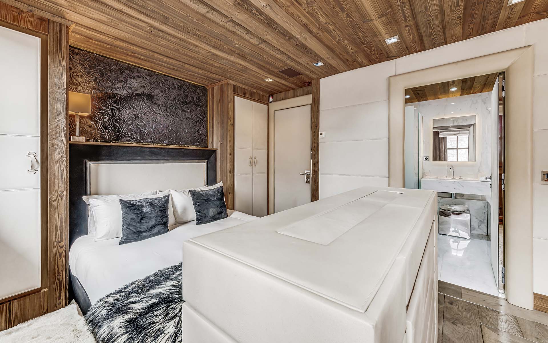 Chalet Carat, Courchevel 1850
