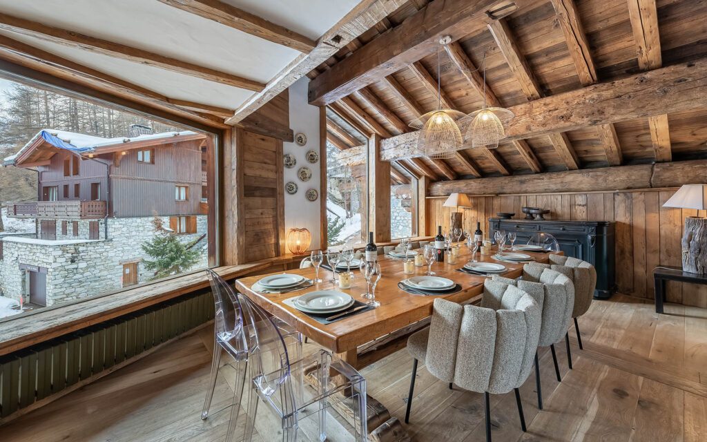 Chalet Mathilda Location chalets Covarel Val dIsere Alpes France – Salle a manger