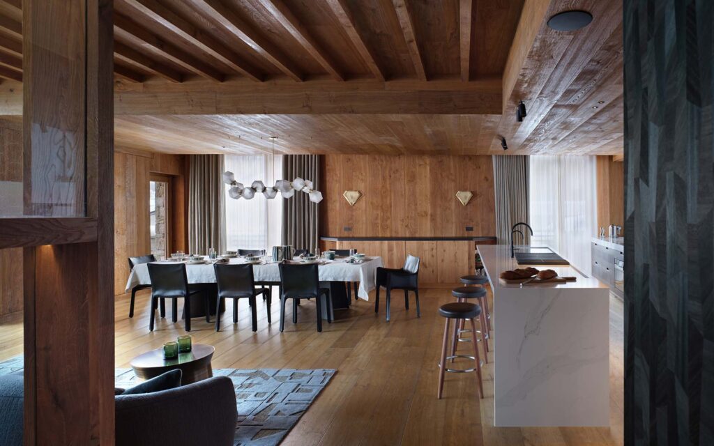 Etoile du Nord – East Wing Luxury Ski Chalet Val d’Isere France 80