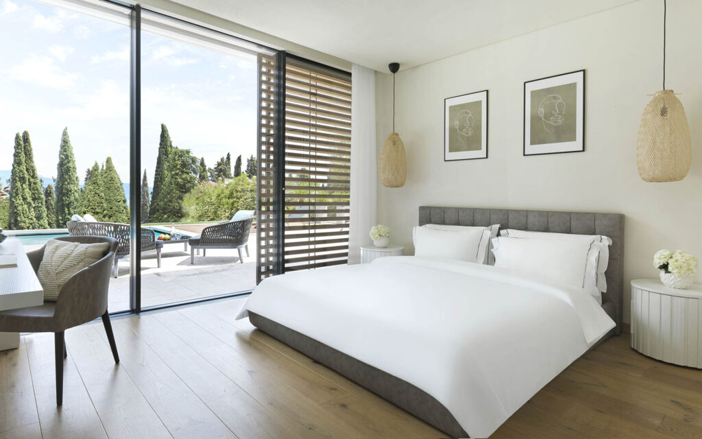 Landmark Apartment 2 luxury villa Lake Garda Guest Bedroom