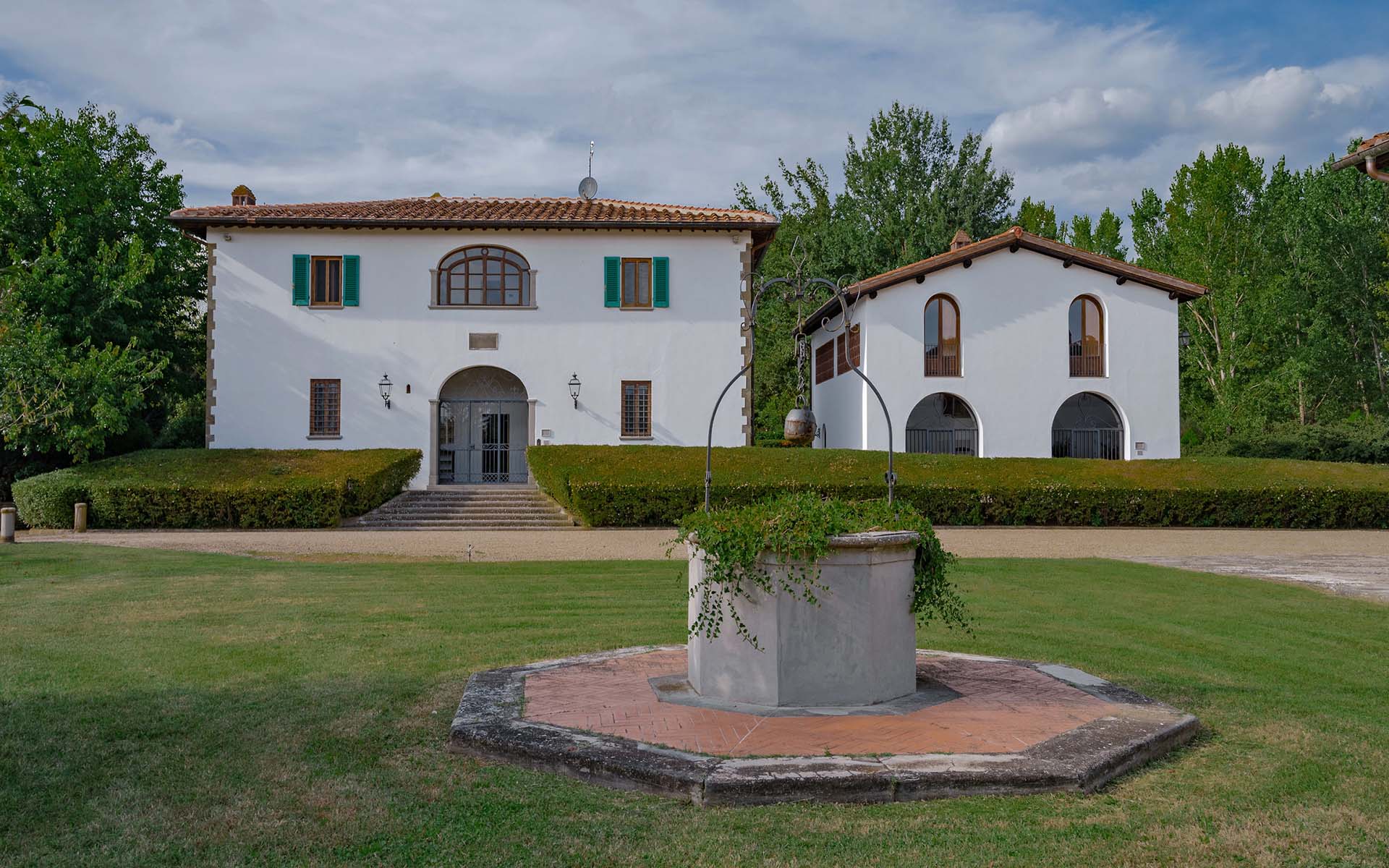 Principal image