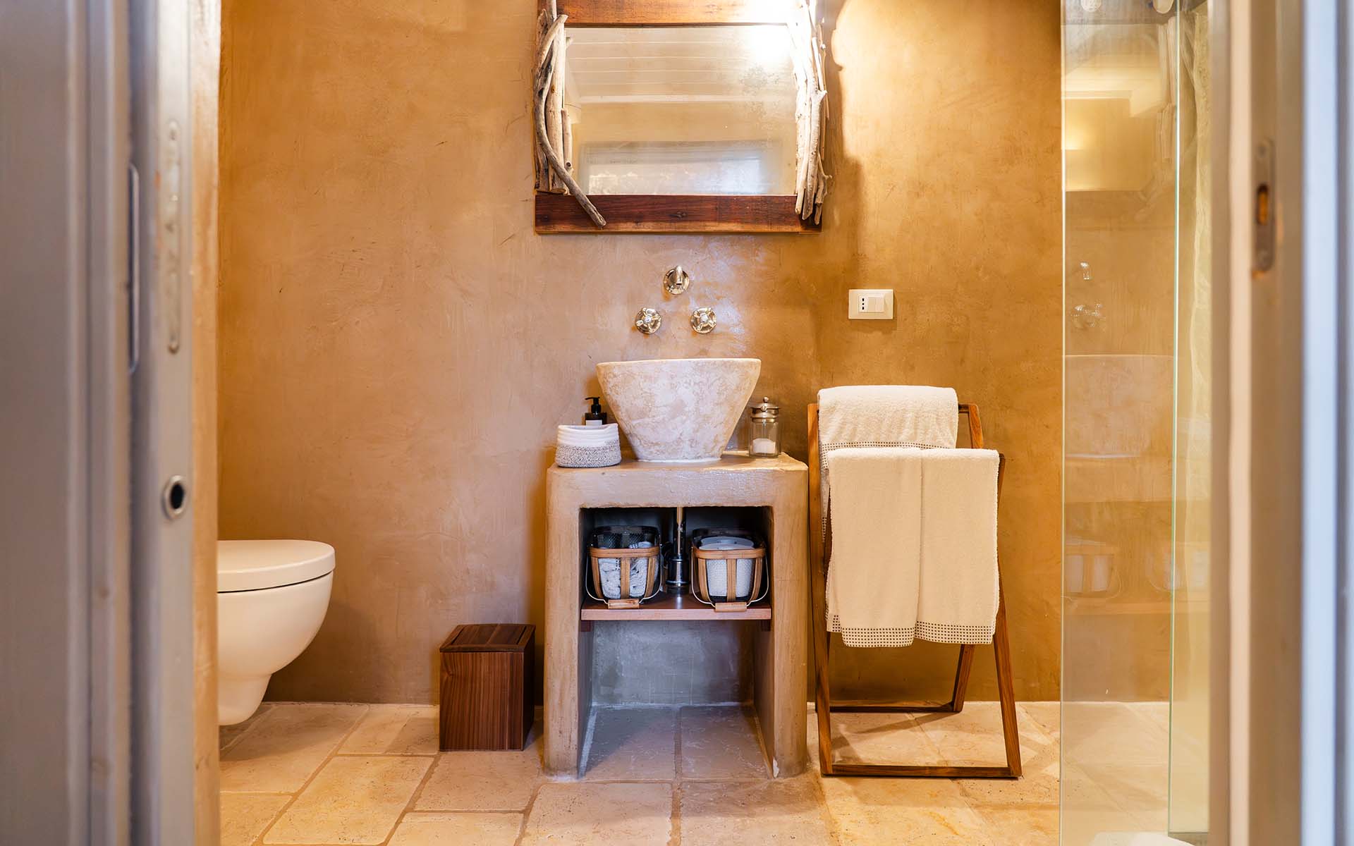Casa Badra, Puglia