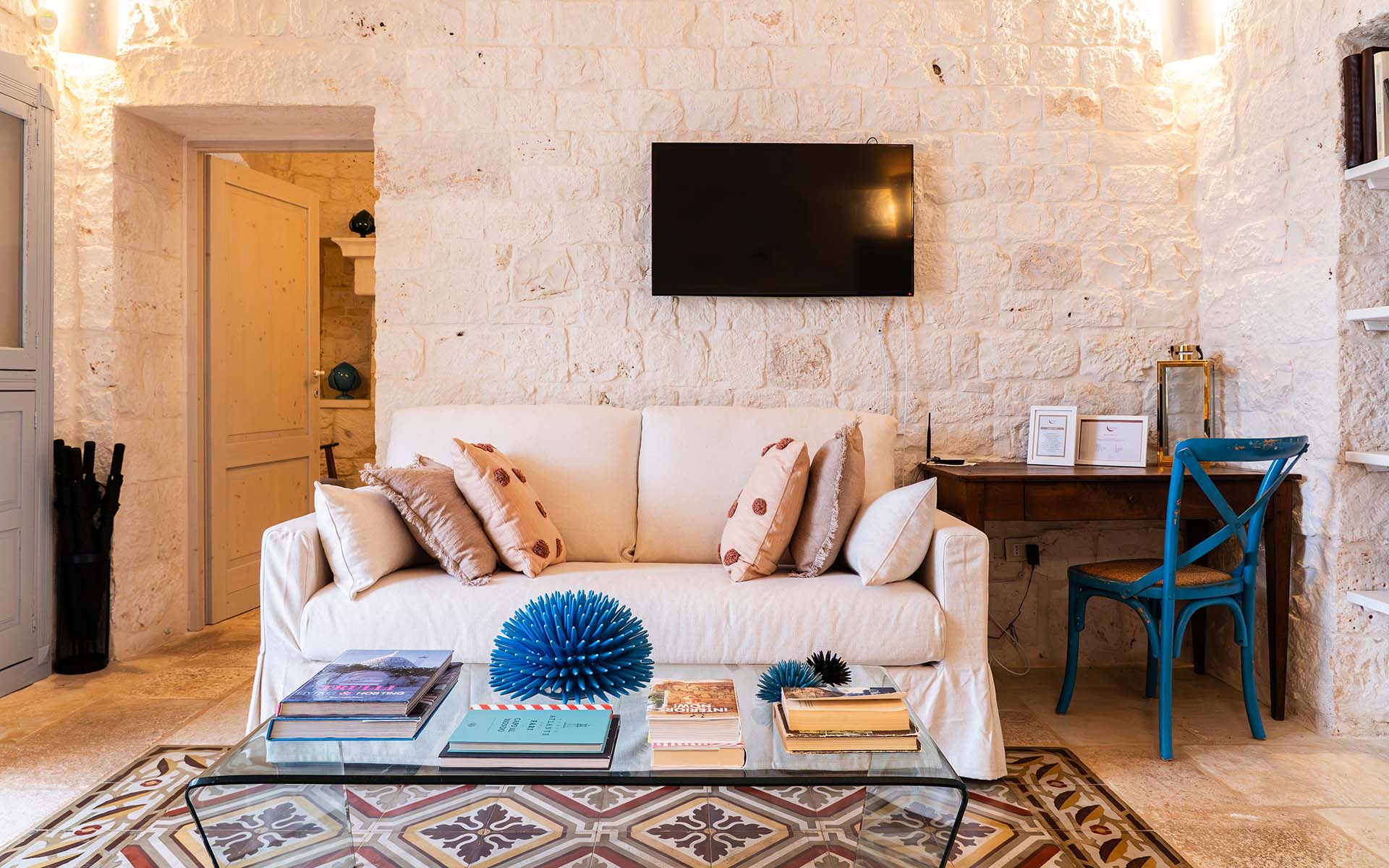 Casa Badra, Puglia
