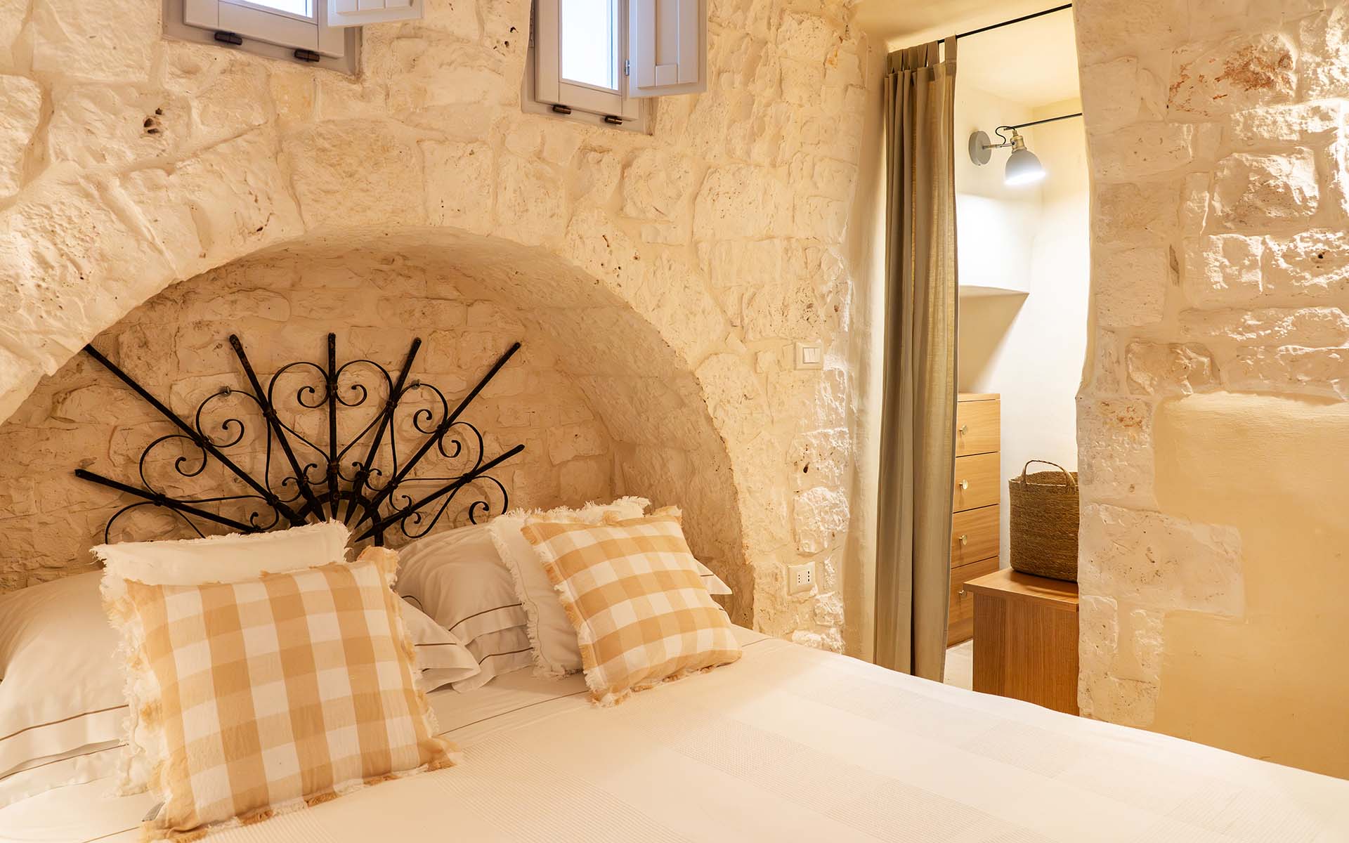 Casa Badra, Puglia