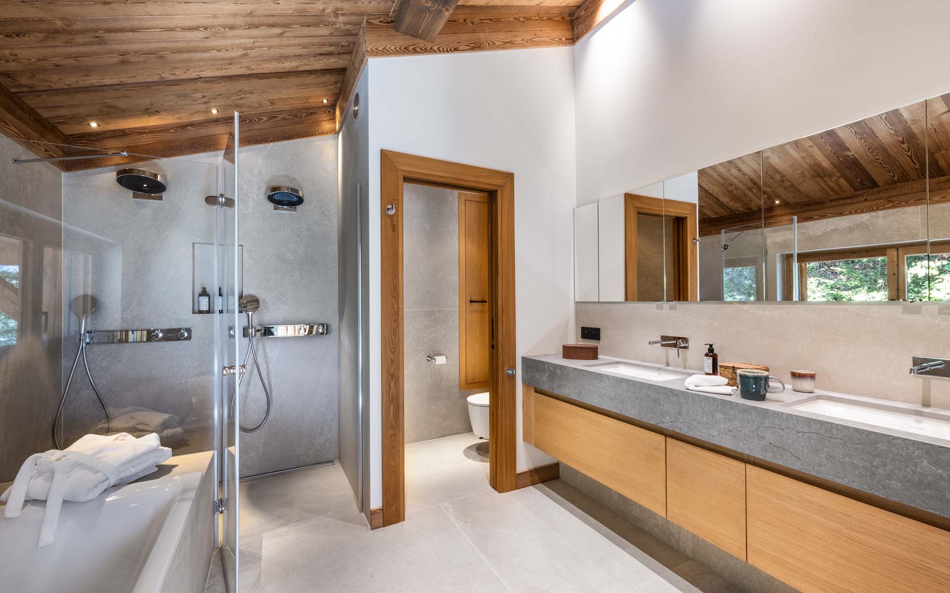 Granite Mountain Lodge Estate, Chamonix