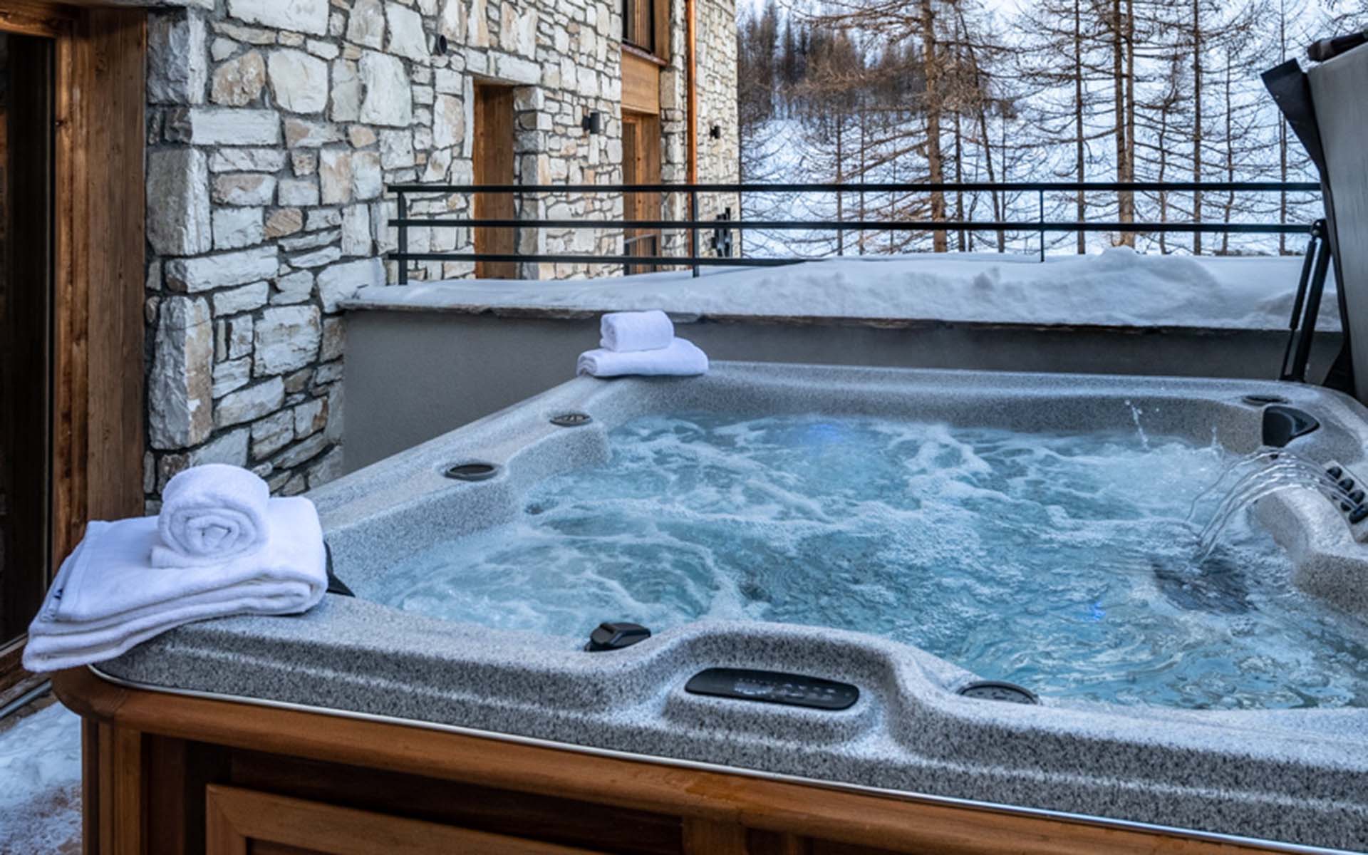 Vail Lodge 5 Bedroom Apartments, Val d’Isère