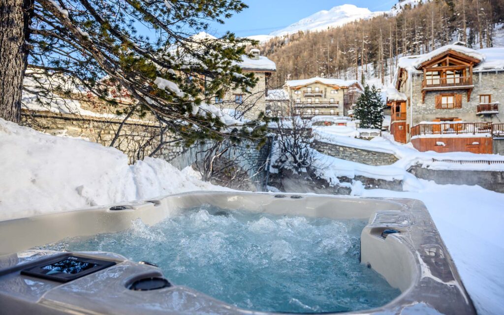 Chalet Les Sources De L'Isere Luxury Ski Chalet Val d'Isere France 13