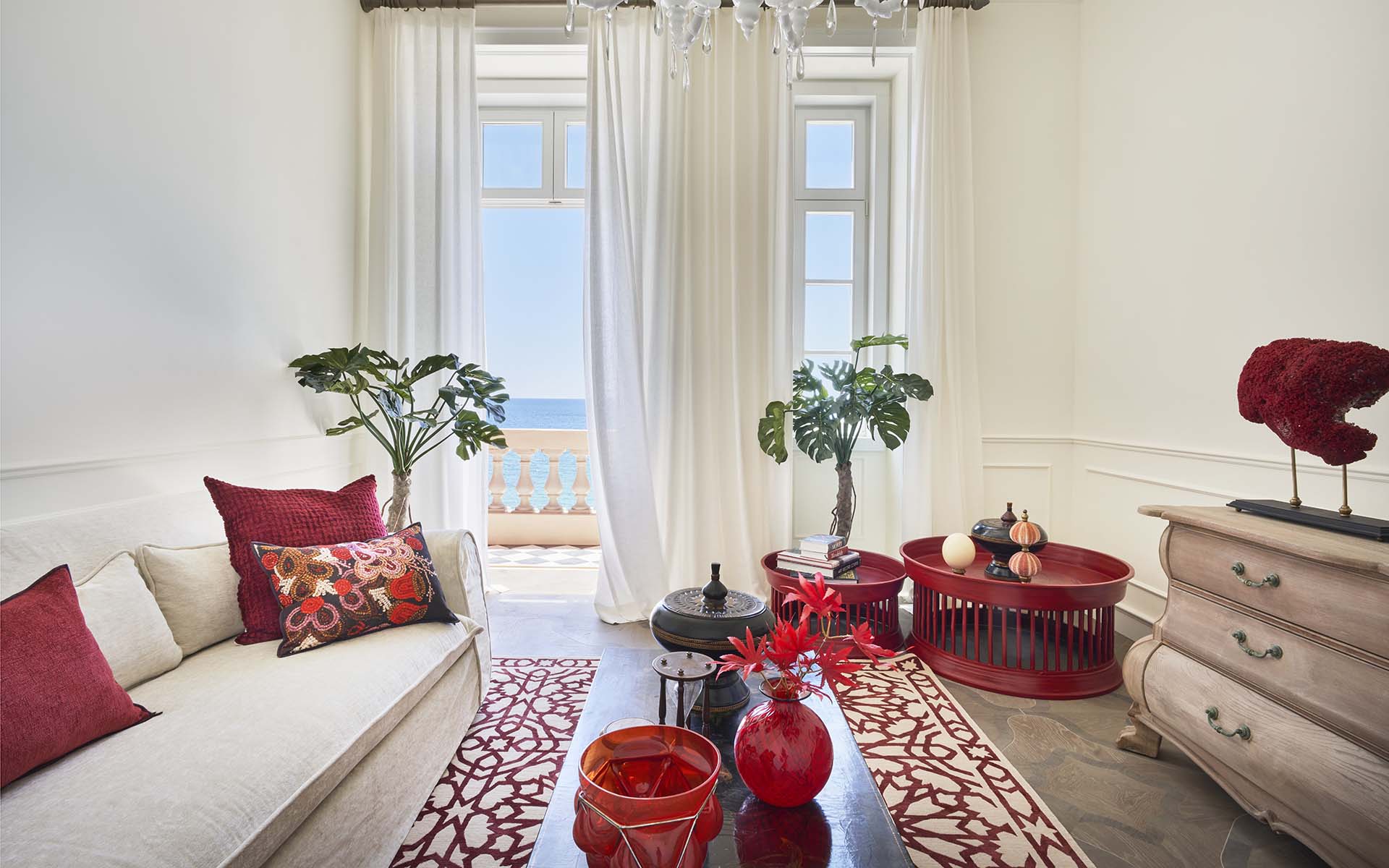 Red Chalet, Algarve