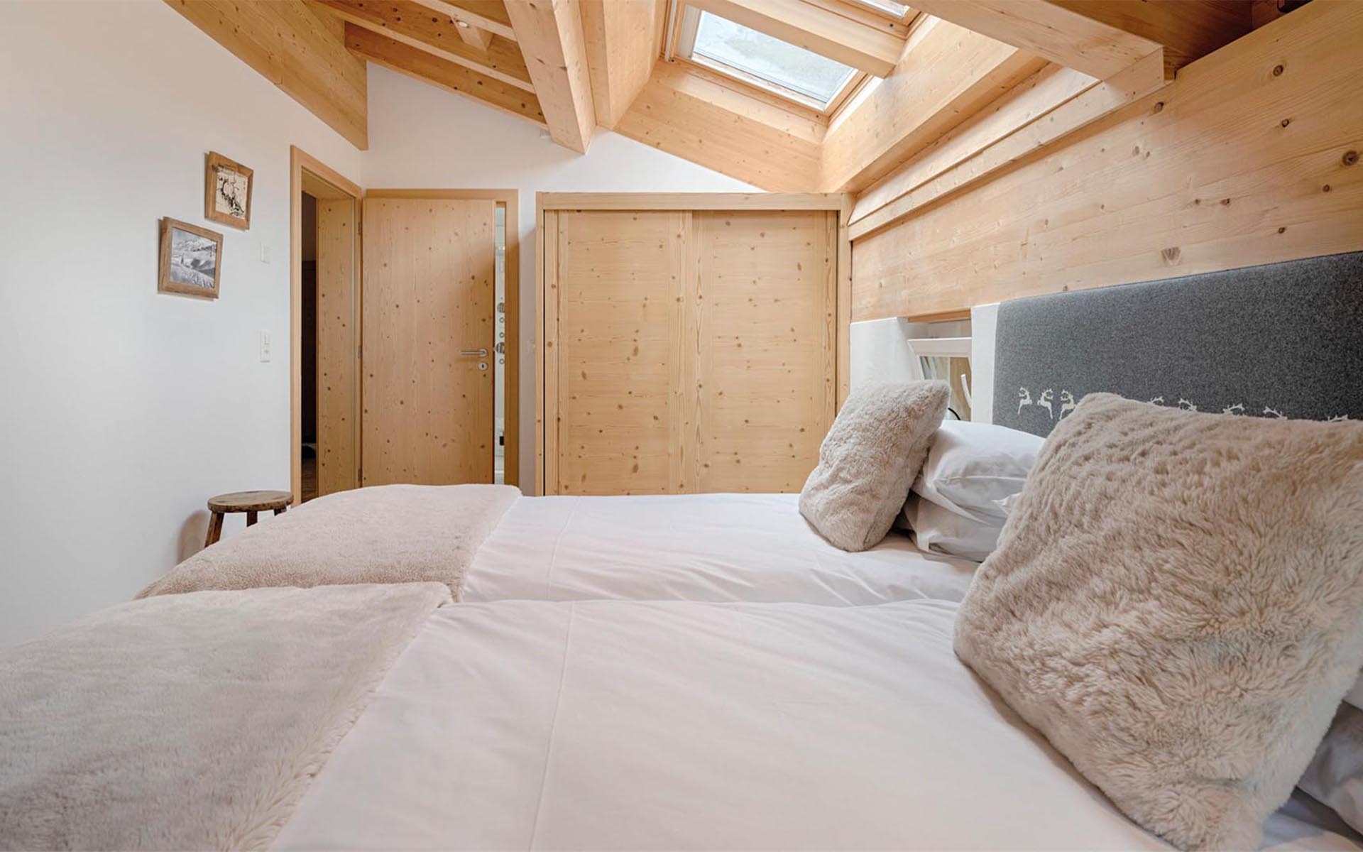 Tuftra 5 Bedroom Penthouse, Zermatt