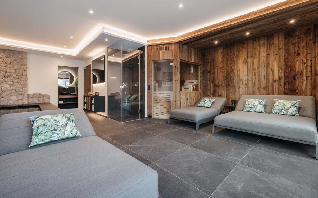 Chalet Filip and Robin Luxury Ski Chalet Dolomites Italy 21