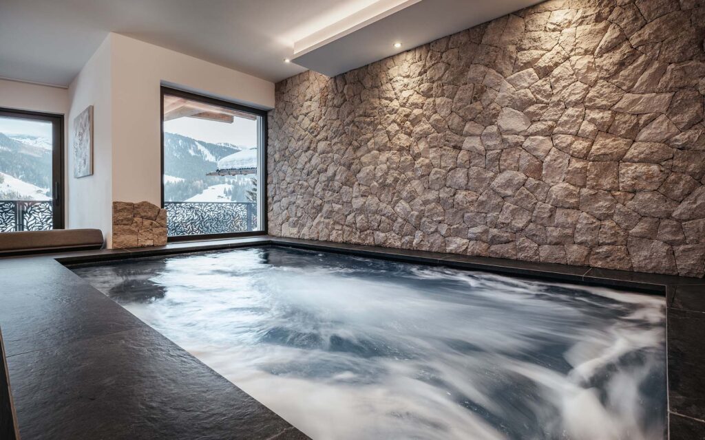 Chalet Filip and Robin Luxury Ski Chalet Dolomites Italy 22