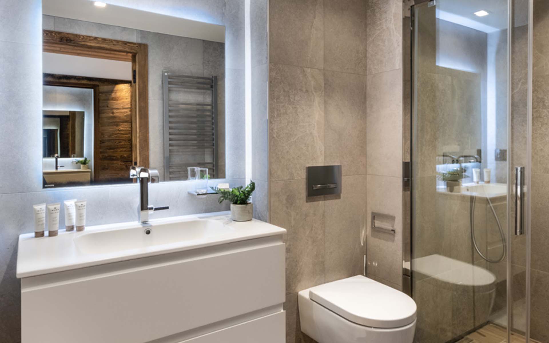 Vail Lodge Apartment A22, Val d’Isère