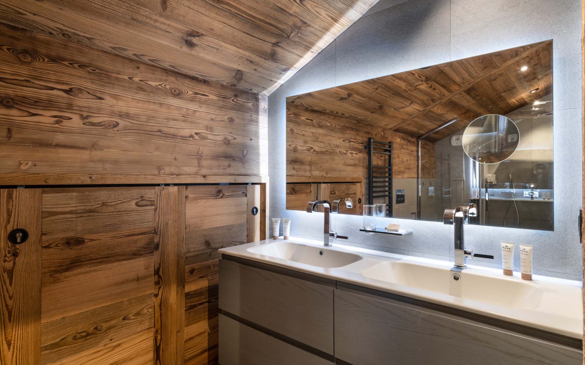 Vail Lodge Penthouse A32, Val d’Isère