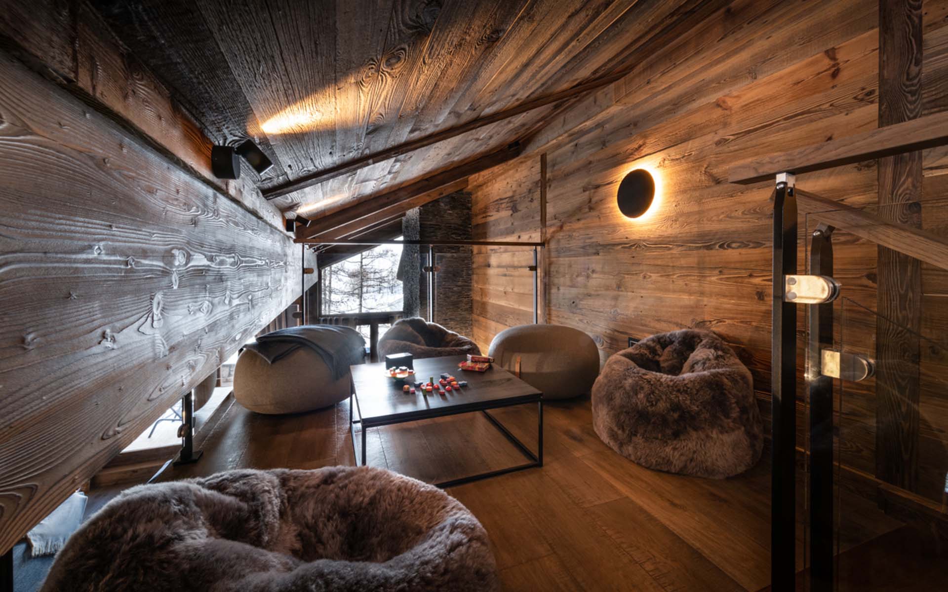 Vail Lodge Penthouse A32, Val d’Isère